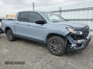 2025 Honda Ridgeline Sport z VIN 5FPYK3F12SB012144, wystawiony jako Copart lot #51018195 z przebiegiem 4 871 mil mil oraz Szkoda całkowita • Salvage title. Historia ofert i sprzedaży dostępna na DreamBid. Obrazek 4.