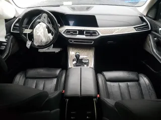 2019 BMW X7 xDrive40i with VIN 5UXCW2C51KL082125, listed as a Copart auction lot 47482325 with 0 mi miles and Salvage Title. Bid and sale history available at carsss.com. Image 8.