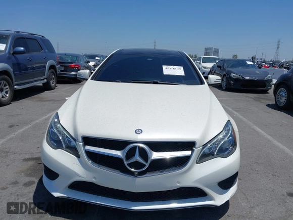 2014 Mercedes-Benz E 350 z VIN WDDKJ5KB6EF248751, wystawiony jako IAAI lot #42316139 z przebiegiem 131 183 mil mil oraz . Historia ofert i sprzedaży dostępna na DreamBid. Obrazek 12.