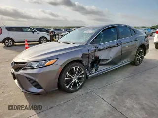 2018 Toyota Camry LE с VIN 4T1B11HK4JU582613, выставлен на аукционе Copart как лот 61487975 с пробегом 103 193 миль миль и Списание • Salvage title. История ставок и продаж доступна на DreamBid. Изображение 1.