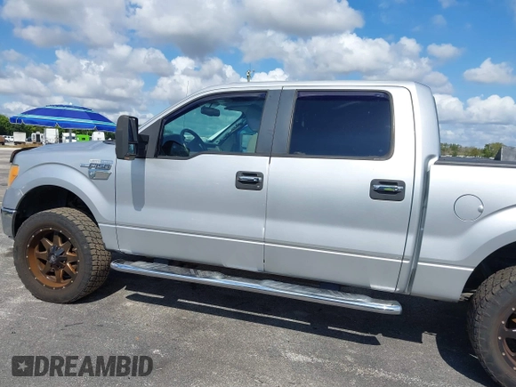 2010 Ford F-150 XL z VIN 1FTFW1EV3AFB95996, wystawiony jako IAAI lot #41496697 z przebiegiem 240 478 mil mil oraz . Historia ofert i sprzedaży dostępna na DreamBid. Obrazek 14.