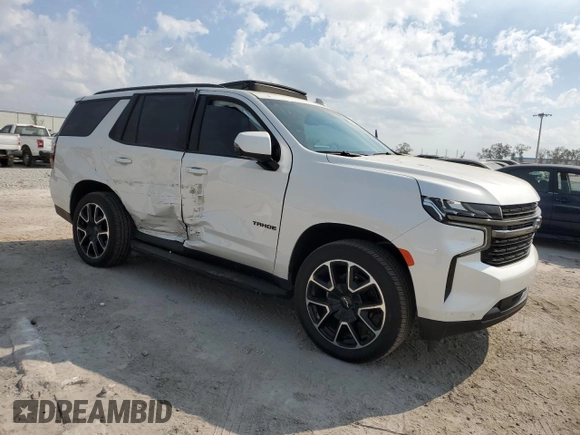 2022 Chevrolet Tahoe RST z VIN 1GNSCRKD2NR169077, wystawiony jako Copart lot #44983695 z przebiegiem 24 649 mil mil oraz Szkoda całkowita • Salvage title. Historia ofert i sprzedaży dostępna na DreamBid. Obrazek 4.