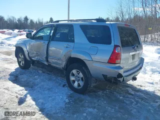 2007 Toyota 4Runner SR5 with VIN JTEBU14RX70117330, listed as a IAAI auction lot 41632883 with 189,121 mi miles. Bid and sale history available at carsss.com. Image 3.