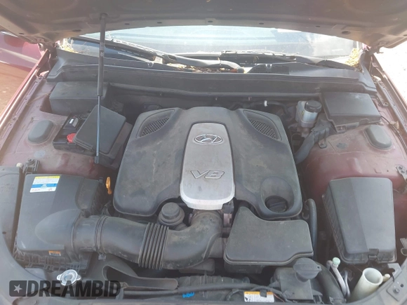 2011 Hyundai Genesis with VIN KMHGC4DF9BU124576, listed as a IAAI auction lot 41971684 with 199,322 mi miles and . Bid and sale history available at DreamBid. Image 10.