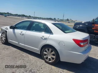 2009 Lincoln MKZ with VIN 3LNHM26T59R610490, listed as a IAAI auction lot 42029239 with 39,539 mi miles and . Bid and sale history available at DreamBid. Image 3.