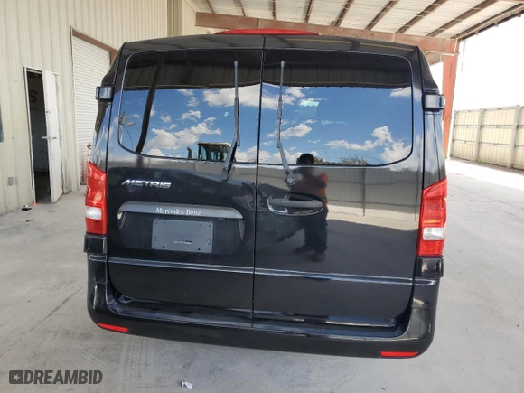2018 Mercedes-Benz Metris Passenger Van with VIN WD4PG2EE2J3383682, listed as a Copart auction lot 50847865 with 236,648 mi miles and Clean Title. Bid and sale history available at carsss.com. Image 6.