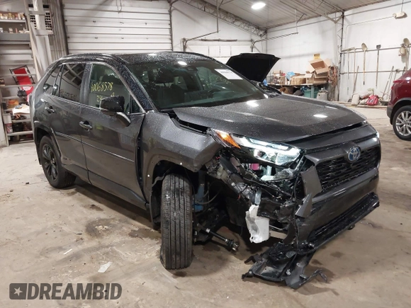 2024 Toyota RAV4 Hybrid XSE z VIN 4T3E6RFV5RU144101, wystawiony jako IAAI lot #40068578 z przebiegiem 4 078 mil mil oraz . Historia ofert i sprzedaży dostępna na DreamBid. Obrazek 1.