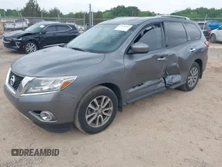 2016 Nissan Pathfinder Platinum with VIN 5N1AR2MN0GC604535, listed as a IAAI auction lot 42128203 with 119,722 mi miles and . Bid and sale history available at DreamBid. Image 16.