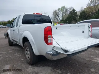 2007 Nissan Frontier XE with VIN 1N6BD06T77C403977, listed as a IAAI auction lot 41960164 with 95,110 mi miles. Bid and sale history available at carsss.com. Image 3.