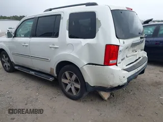 2012 Honda Pilot Touring with VIN 5FNYF4H92CB063229, listed as a IAAI auction lot 41850020 with 205,826 mi miles. Bid and sale history available at carsss.com. Image 3.