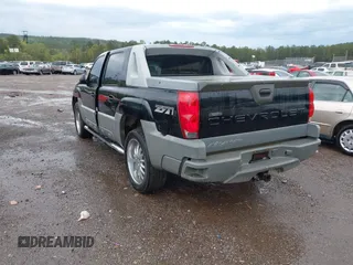 2002 Chevrolet Avalanche z VIN 3GNEK13T22G315559, wystawiony jako IAAI lot #41884458 z przebiegiem 332 266 mil mil oraz . Historia ofert i sprzedaży dostępna na DreamBid. Obrazek 3.