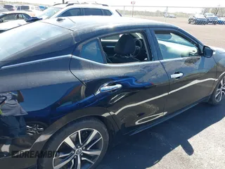 2019 Nissan Maxima SV with VIN 1N4AA6AV5KC377042, listed as a IAAI auction lot 41839754 with 53,962 mi miles and . Bid and sale history available at DreamBid. Image 6.
