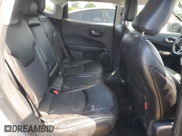 2020 Jeep Compass Trailhawk z VIN 3C4NJDDB3LT203350, wystawiony jako Copart lot #70399364 z przebiegiem 53 910 mil mil oraz Szkoda całkowita • Salvage title. Historia ofert i sprzedaży dostępna na DreamBid. Obrazek 11.