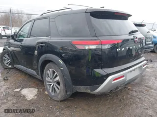 2024 Nissan Pathfinder SL with VIN 5N1DR3CC9RC284511, listed as a IAAI auction lot 41717753 with 2,200 mi miles. Bid and sale history available at carsss.com. Image 3.