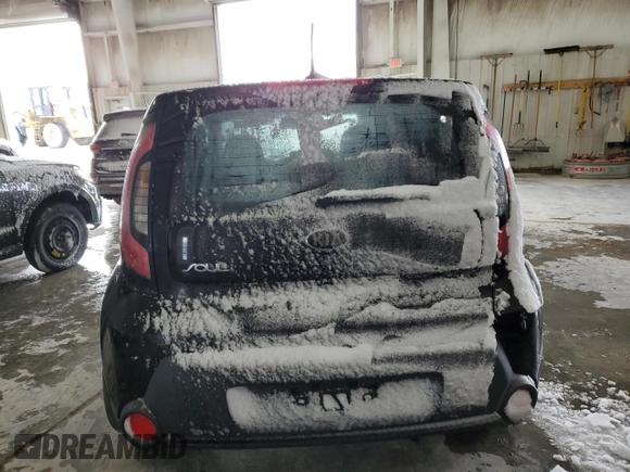 2014 Kia Soul with VIN KNDJN2A20E7001357, listed as a Copart auction lot 47686465 with 121,085 mi miles and Clean Title. Bid and sale history available at carsss.com. Image 6.