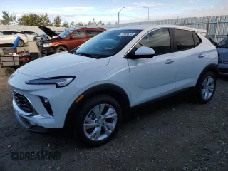 2024 Buick Encore GX Preferred z VIN KL4AMCSL7RB103753, wystawiony jako Copart lot #72985654 z przebiegiem 108 mil mil oraz Szkoda całkowita • Salvage title. Historia ofert i sprzedaży dostępna na DreamBid. Obrazek 1.