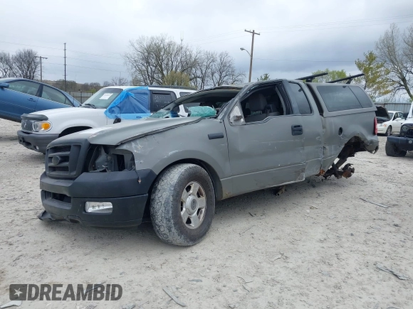 2004 Ford F-150 STX with VIN 1FTRX12W94NA74441, listed as a IAAI auction lot 42040740 with 174,740 mi miles and . Bid and sale history available at carsss.com. Image 2.