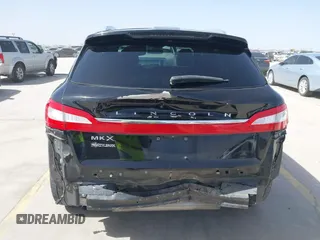 2016 Lincoln MKX Premiere with VIN 2LMTJ6JR7GBL75287, listed as a IAAI auction lot 41697039 with 85,943 mi miles. Bid and sale history available at carsss.com. Image 17.