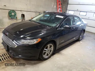 2018 Ford Fusion Hybrid SE with VIN 3FA6P0LU2JR127165, listed as a Copart auction lot 45868443 with 106,210 mi miles. Bid and sale history available at carsss.com. Image 1.