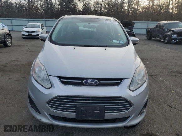 2014 Ford C-Max SE with VIN 1FADP5AU3EL501973, listed as a Copart auction lot 48695315 with 146,644 mi miles and Clean Title. Bid and sale history available at carsss.com. Image 5.
