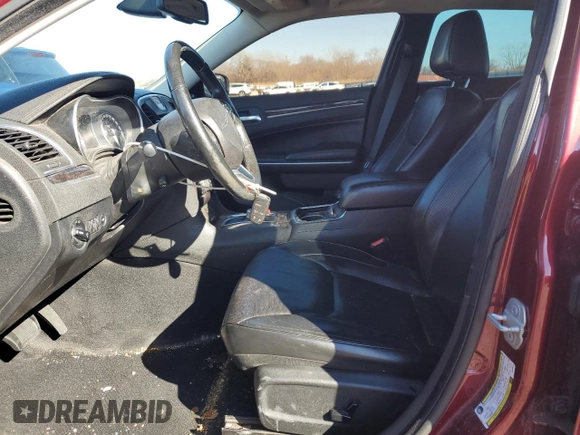 2019 Chrysler 300 Limited with VIN 2C3CCAEG1KH563013, listed as a Copart auction lot 48210235 with 169,341 mi miles and Salvage Title. Bid and sale history available at DreamBid. Image 7.