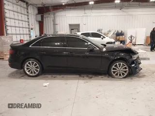 2019 Audi A4 Premium z VIN WAUGMAF41KN004998, wystawiony jako IAAI lot #41396015 z przebiegiem 31 438 mil mil oraz . Historia ofert i sprzedaży dostępna na DreamBid. Obrazek 13.