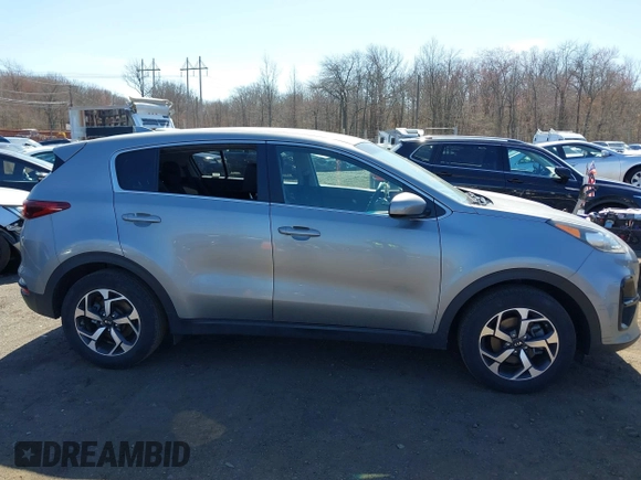 2022 Kia Sportage LX with VIN KNDPM3AC7N7980550, listed as a IAAI auction lot 41786557 with 60,943 mi miles. Bid and sale history available at carsss.com. Image 6.