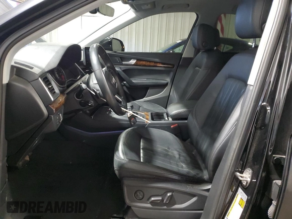 2018 Audi Q5 Premium with VIN WA1ANAFY0J2130983, listed as a Copart auction lot 43253715 with 58,158 mi miles and Clean Title. Bid and sale history available at carsss.com. Image 7.