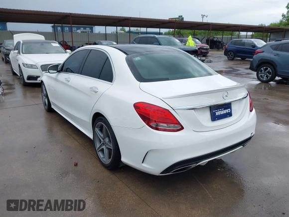 2018 Mercedes-Benz C 300 с VIN WDDWF4JB6JR373532, выставлен на аукционе IAAI как лот 42458931 с пробегом 83 804 миль миль и . История ставок и продаж доступна на DreamBid. Изображение 3.