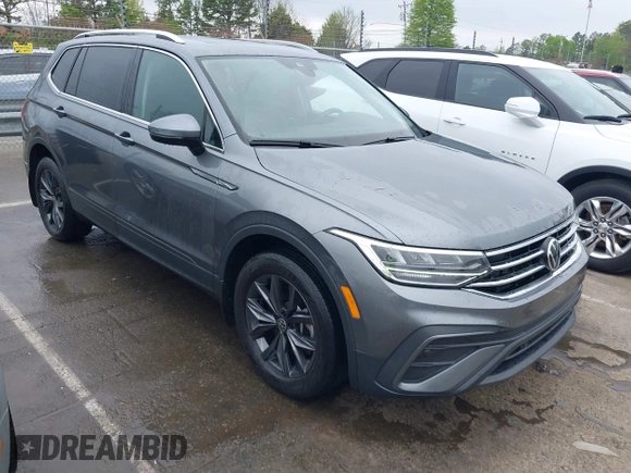 2022 Volkswagen Tiguan SE with VIN 3VV3B7AX7NM008114, listed as a IAAI auction lot 41843315 with 42,016 mi miles and . Bid and sale history available at DreamBid. Image 1.