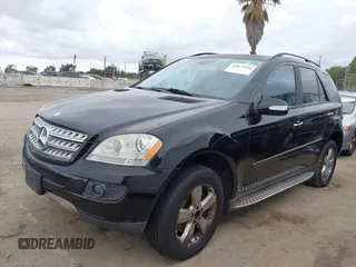 2006 Mercedes-Benz M 500 with VIN 4JGBB75E86A077925, listed as a IAAI auction lot 42073986 with 131,258 mi miles and . Bid and sale history available at DreamBid. Image 2.