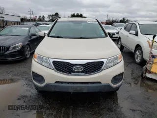 2011 Kia Sorento LX with VIN 5XYKTCA17BG014936, listed as a Copart auction lot 51420305 with 190,082 mi miles and Clean Title. Bid and sale history available at DreamBid. Image 5.
