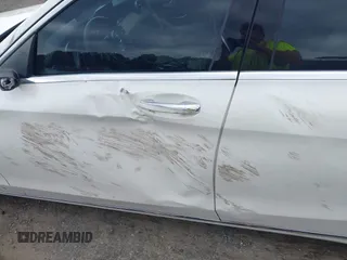2017 Mercedes-Benz C 300 с VIN 55SWF4JB9HU179554, выставлен на аукционе IAAI как лот 42290729 с пробегом 142 389 миль миль и . История ставок и продаж доступна на DreamBid. Изображение 17.