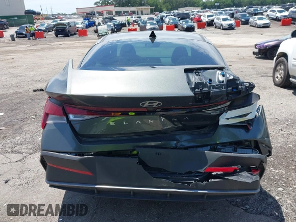 2024 Hyundai Elantra SE z VIN KMHLL4DG0RU758666, wystawiony jako IAAI lot #42442783 z przebiegiem 24 955 mil mil oraz . Historia ofert i sprzedaży dostępna na DreamBid. Obrazek 16.