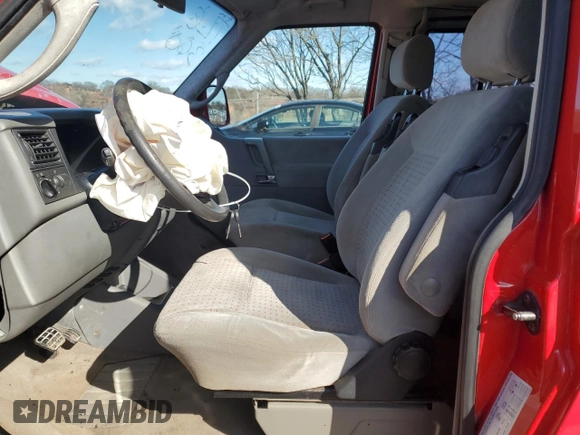 2001 Volkswagen EuroVan MV with VIN WV2NB47051H127991, listed as a Copart auction lot 45369215 with 72,763 mi miles and Salvage Title. Bid and sale history available at DreamBid. Image 7.