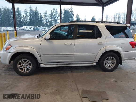 2005 Toyota Sequoia Limited with VIN 5TDZT38A25S263835, listed as a IAAI auction lot 41412563 with 284,551 mi miles and . Bid and sale history available at DreamBid. Image 15.