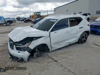 2020 Volvo XC40 Inscription z VIN YV4AC2HL9L2244158, wystawiony jako Copart lot #56602255 z przebiegiem 51 977 mil mil oraz Szkoda całkowita • Salvage title. Historia ofert i sprzedaży dostępna na DreamBid. Obrazek 1.