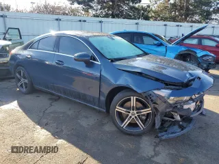 2020 Mercedes-Benz CLA 250 z VIN WDD5J4GB3LN061325, wystawiony jako Copart lot #47204775 z przebiegiem 58 679 mil mil oraz Szkoda całkowita • Salvage title. Historia ofert i sprzedaży dostępna na DreamBid. Obrazek 4.