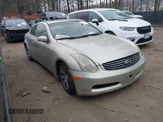 2005 Infiniti G35 Coupe with VIN JNKCV54E25M402036, listed as a IAAI auction lot 41801407 with 117,982 mi miles. Bid and sale history available at carsss.com. Image 1.