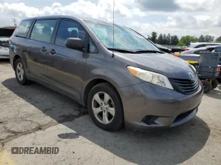 2012 Toyota Sienna с VIN 5TDZK3DCXCS198708, выставлен на аукционе Copart как лот 62806745 с пробегом 172 460 миль миль и Списание • Salvage title. История ставок и продаж доступна на DreamBid. Изображение 4.