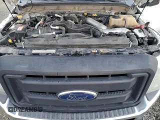 2013 Ford F-350 with VIN 1FDRF3GT6DEB28819, listed as a Copart auction lot 42031345 with 174,419 mi miles and Clean title. Bid and sale history available at DreamBid. Image 11.