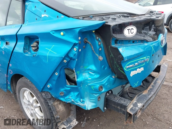 2017 Toyota Prius Plus z VIN JTDKARFP0H3016014, wystawiony jako IAAI lot #41797703 z przebiegiem 80 657 mil mil oraz . Historia ofert i sprzedaży dostępna na DreamBid. Obrazek 6.