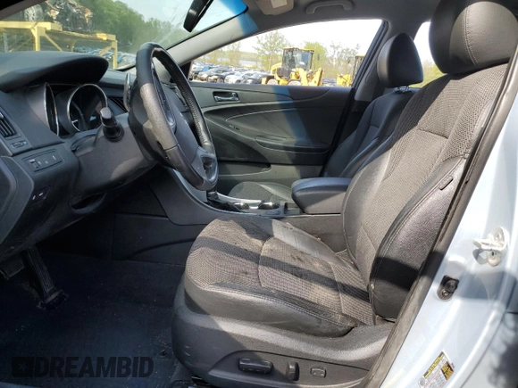 2013 Hyundai Sonata Limited with VIN 5NPEC4ACXDH525587, listed as a Copart auction lot 55355335 with 73,188 mi miles and Salvage Title. Bid and sale history available at DreamBid. Image 7.
