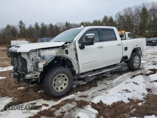 2024 GMC Sierra 2500HD SLT with VIN 1GT49NE72RF276703, listed as a Copart auction lot 43691525 with 39,415 mi miles and Salvage title. Bid and sale history available at DreamBid. Image 1.