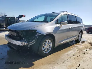 2020 Chrysler Pacifica Touring L z VIN 2C4RC1BG4LR120358, wystawiony jako Copart lot #49674855 z przebiegiem 50 596 mil mil oraz Szkoda całkowita • Salvage title. Historia ofert i sprzedaży dostępna na DreamBid. Obrazek 1.
