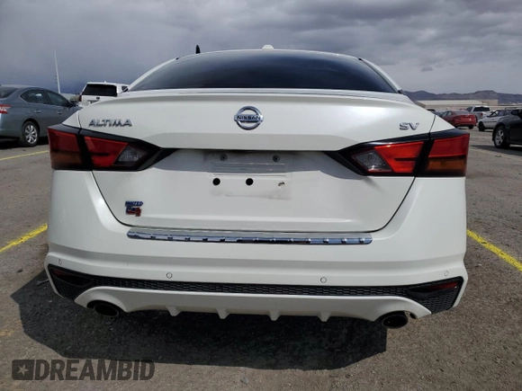 2021 Nissan Altima SV z VIN 1N4BL4DV1MN385337, wystawiony jako Copart lot #50422555 z przebiegiem 111 679 mil mil oraz Szkoda całkowita • Salvage title. Historia ofert i sprzedaży dostępna na DreamBid. Obrazek 6.
