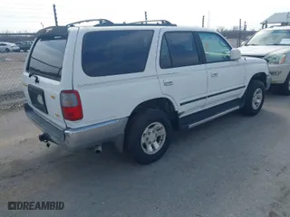 2000 Toyota 4Runner SR5 with VIN JT3GN86R9Y0148829, listed as a IAAI auction lot 41543508 with 135,984 mi miles. Bid and sale history available at carsss.com. Image 4.