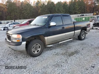 2000 GMC New Sierra 1500 SLE with VIN 2GTEK19T1Y1130467, listed as a Copart auction lot 81105534 with 253,003 mi miles and Salvage Title. Bid and sale history available at carsss.com. Image 1.