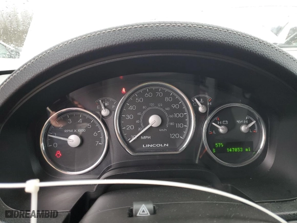 2006 Lincoln Mark LT with VIN 5LTPW16536FJ14891, listed as a Copart auction lot 42800655 with 147,053 mi miles and Non Repairable. Bid and sale history available at carsss.com. Image 9.