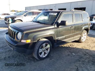 2013 Jeep Patriot Limited z VIN 1C4NJPCB4DD178064, wystawiony jako Copart lot #88715825 z przebiegiem 125 193 mil mil oraz Czysty tytuł • Clean title. Historia ofert i sprzedaży dostępna na DreamBid. Obrazek 1.